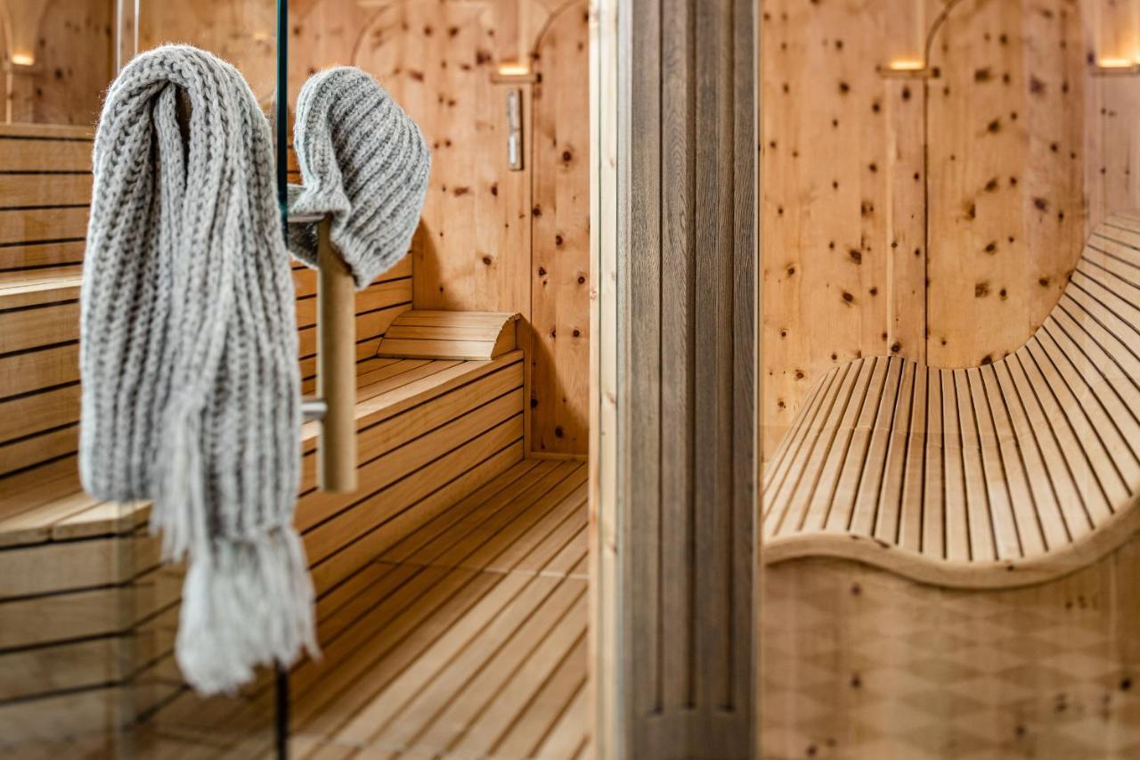 Savoy Dolomites Luxury & Spa Hotel Selva di Val Gardena Exterior foto