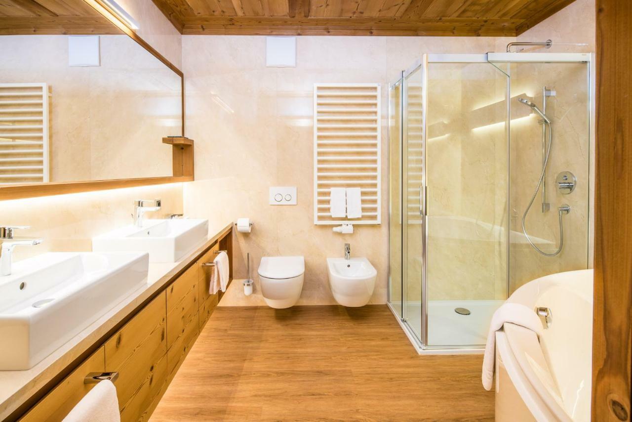 Savoy Dolomites Luxury & Spa Hotel Selva di Val Gardena Exterior foto